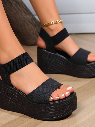 Women's Outdoor Sandals Summer New One-line Platform Shoes
