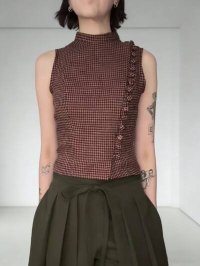 Red Black Gingham Turtleneck Sleeveless Side Ruffle Crop Top