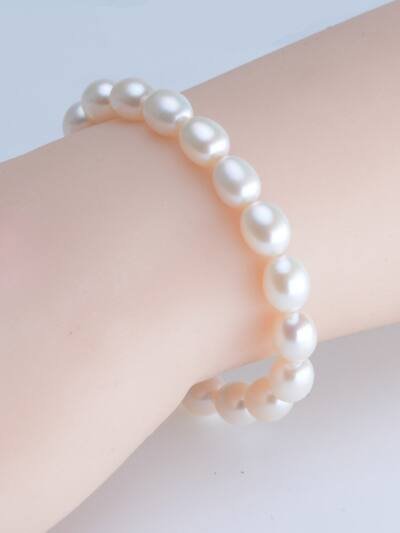 Rice-shaped pearl bracelet