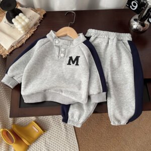 Boys' Color Matching Letters Sweater Suit