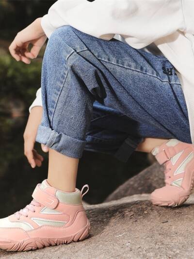 Five-finger Children's Outdoor Mountaineering Walking Shoes