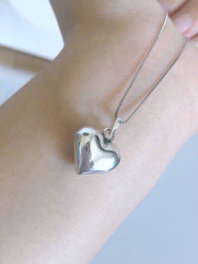 S925 Sterling Silver Retro Style Three-dimensional Heart Necklace Pendant