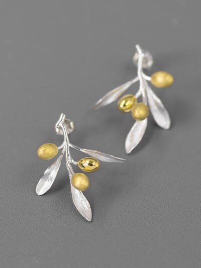 The Taste Of Love Sterling Silver Natural  And Elegant Olive Branch Stud Earrings