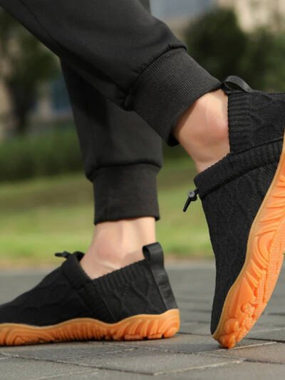 Men's Slip-on Breathable Flyknit Soft Bottom Indoor Fitness Shoes