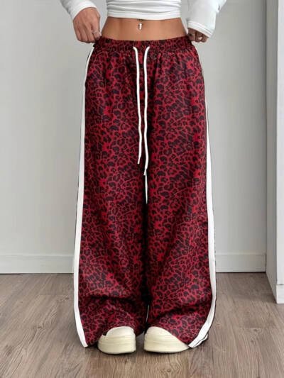 Stylish Leopard-print Patchwork Wide-leg Pants With A Relaxed Flowy Fit