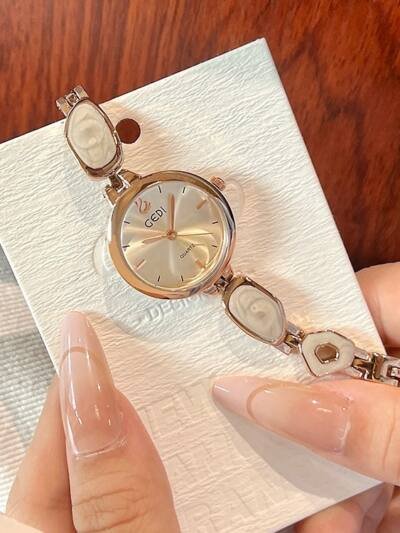 Women's Lightweight Luxury Niche Small Exquisite Minimalist Quartz Watch
