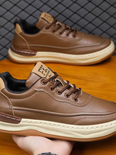 Fashionable Versatile Breathable Casual Shoes With A Soft Sole Lace Up Design And Round Toe