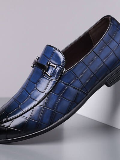 Men's Plaid Light Luxury Plus Size Rubber Sole Lightweight Leather Shoes