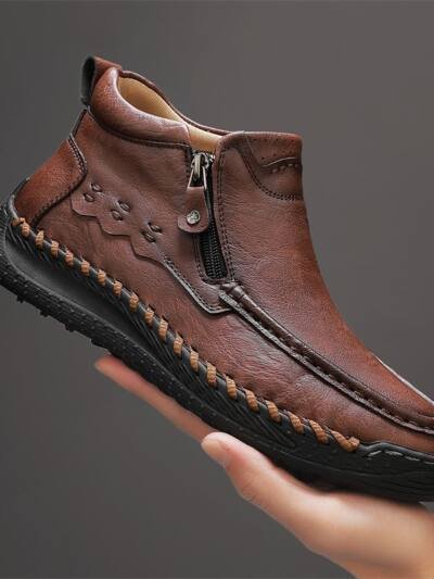 Men's Large-size Casual Hand-sewn Retro Work Boots