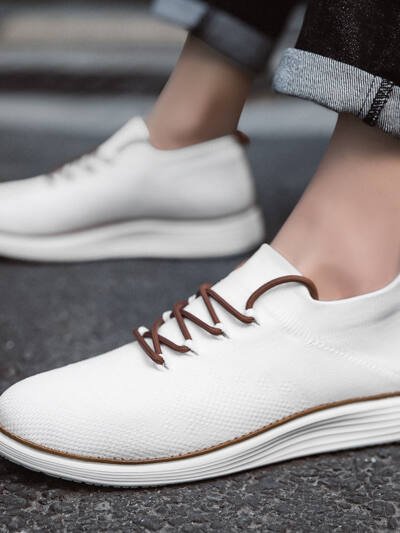 Lightweight Lace-up Casual Mens Shoes Breathable Footwear