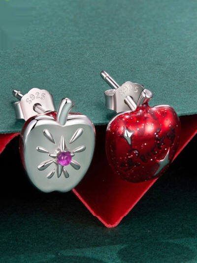 Winter Lucky Asymmetric Stud Earrings