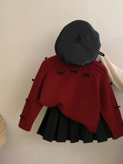 Sweet Bow-knot Knit Sweater And Pleated Skirt For Little Girls New Autumnwinter Collection