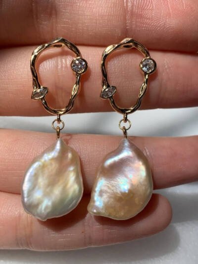 Court Style Design Temperament Earrings