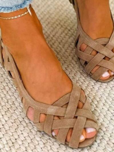 Womens Hollowed-Out Birds-Nest Sandals Fashionable Flat And Breathable