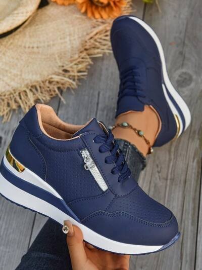 Casual, Lightweight Outdoor Athletic Shoes