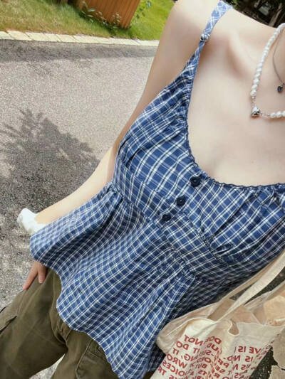 Three-button Plaid Camisole Women's Outer Wear