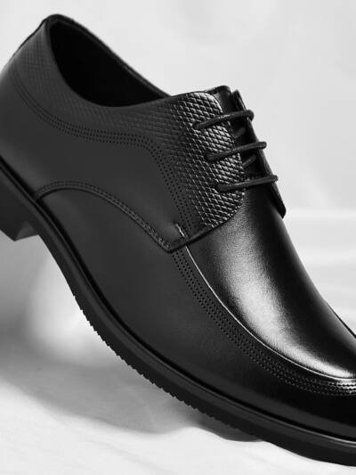 Plus-size Black Lace-up Leather Dress Shoes For All Seasons