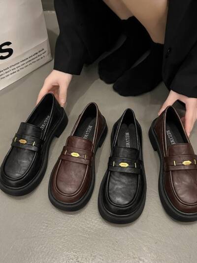 All-match Metal Commuter Soft Bottom Soft Surface Small Leather Shoes