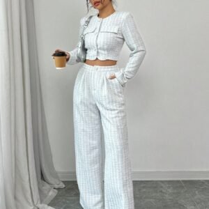 Spring And Autumn Long-sleeve Short-pants Suit, Tweed Short Jacket With Pearl Buttons, Elegant Round Neck Pearl Button Textured Jacket And Long Pants, Suitable For Commuting, Leisure, Dating, And Vaca