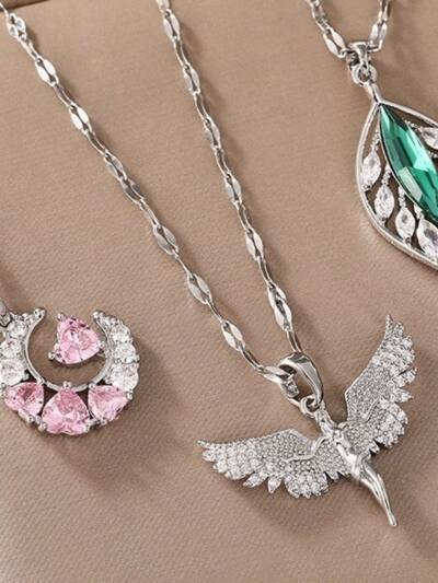 Women's Cute Dream Moon Necklace Versatile Design Jewelry