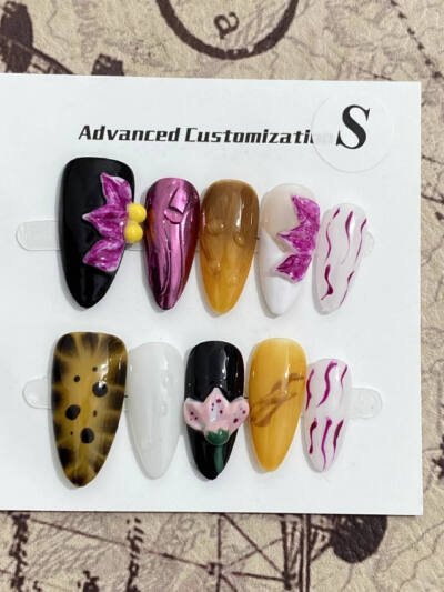 Three-dimensional Carved White High-grade Mid-length Manicure Wear Nail