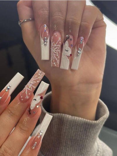 24 PCS Diamond Deer Snowflake Nail Art, Long Length Long Water Pipe Fake Nails,Square Head Nail Tips False Nail