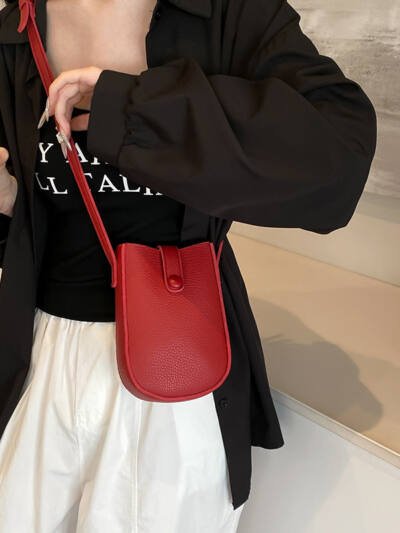 All-matching And Lightweight Soft Leather Mobile Phone Shoulder Messenger Bag