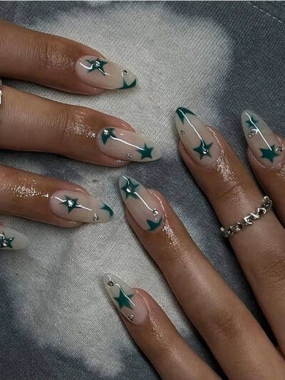 24 PCS Green Star Nail Art, Length Long Water Pipe Fake Nails, Had Nail Tips False Nail