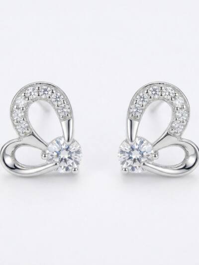925 Sterling Silver Elegant Sterling Silver Sparkling Heart Stud Earrings with Round-Cut Stones