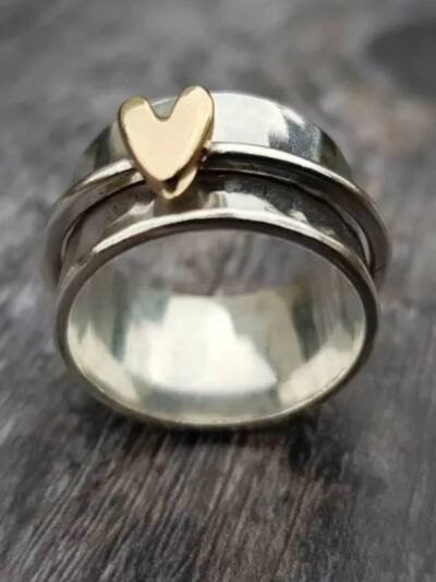 Rotating Decompression Wide-Style Engagement Ring For Women