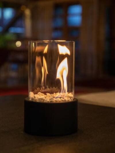 Portable Glass Decorative Alcohol Fireplace Table Lamp Desktop Indoor Modern Metal Fireplaces Black White Portable Real Fire Fireplace Lamp Outdoor