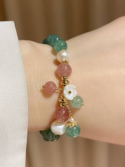 Female Forest Green Strawberry Crystal Bracelet