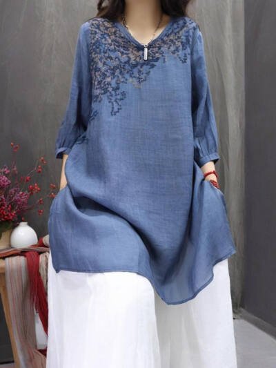Women's Solid Color Round Neck Embroidered Long Sleeve T-Shirt