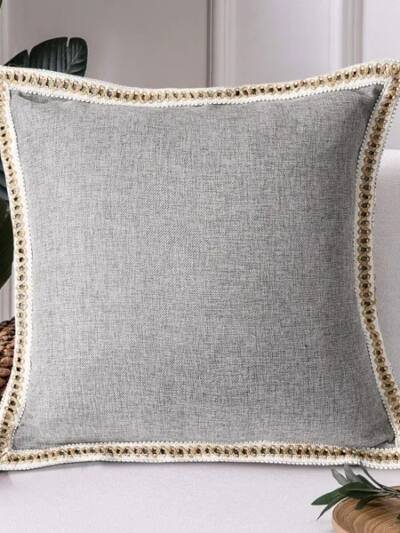 A Set Of Two-piece Retro Linen Trimmed Pillowcases