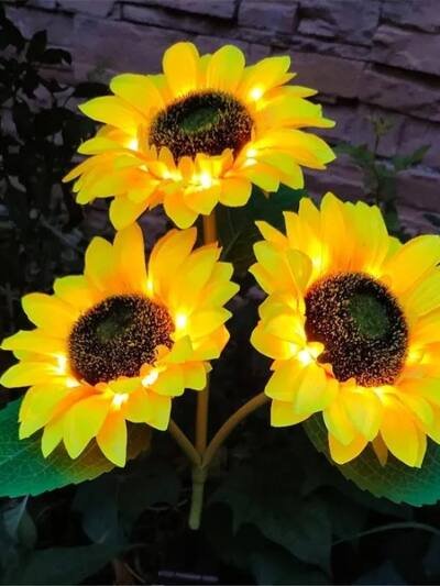 2 Pack Flashing Outdoor Solar Garden Stake Lights,Upgraded LED Solar Powered Light With 3 Heads Sunflower, Waterproof Solar Decorative Lights For Garden, Patio, Backyard