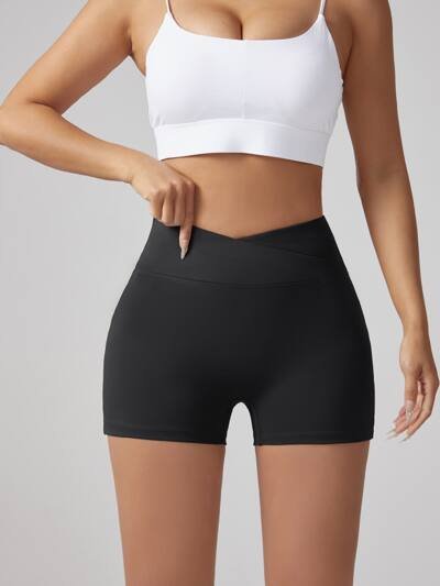 V-waist Stretch Yoga Workwear, Pocket Button Tight Pants, Women's Peach Hip Running And Fitness Shorts