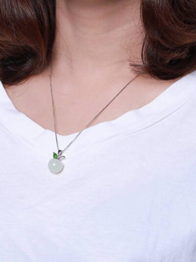 Creative Fashion Hetian Jade Pendant Necklace