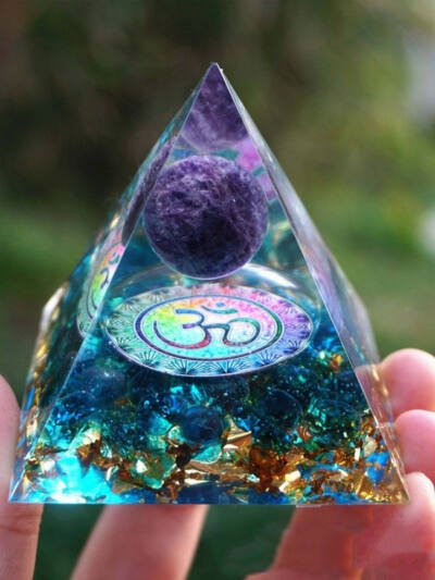 Pyramid Decoration Natural Crystal Gravel Energy Tower