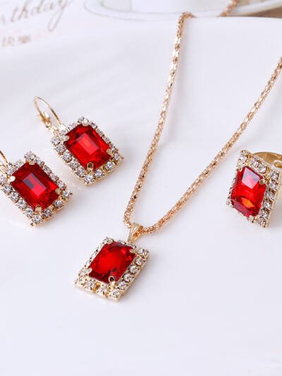 The Crystal Set Necklace Earring Ring Three-piece Set