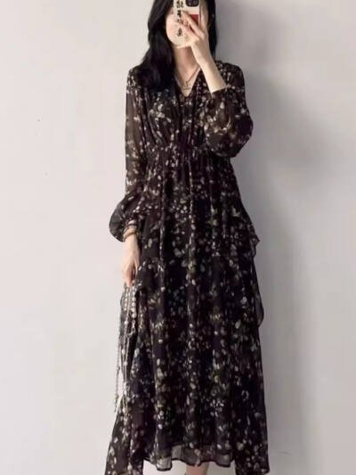 French- Chic Floral Waist-cinching Dress