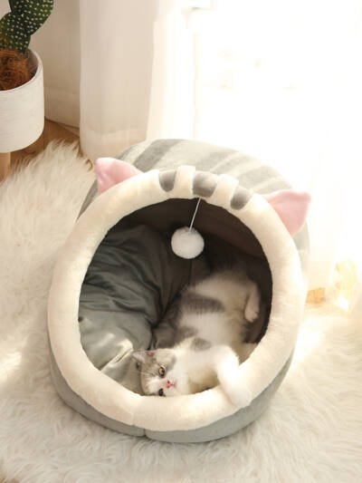 All-Season Cat House Villa for Indoor Outdoor Use