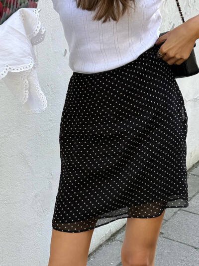 Polka Dot Slim-fit Mini Skirt